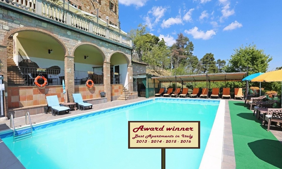 Swimming Jacuzzi The Of Max Persons | Montecastelli