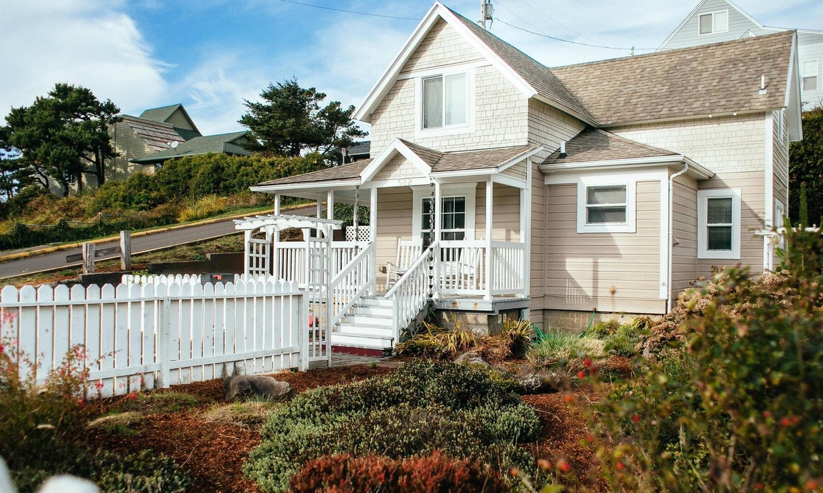 Beach Cottages | Newport