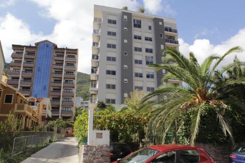 Lux | Budva