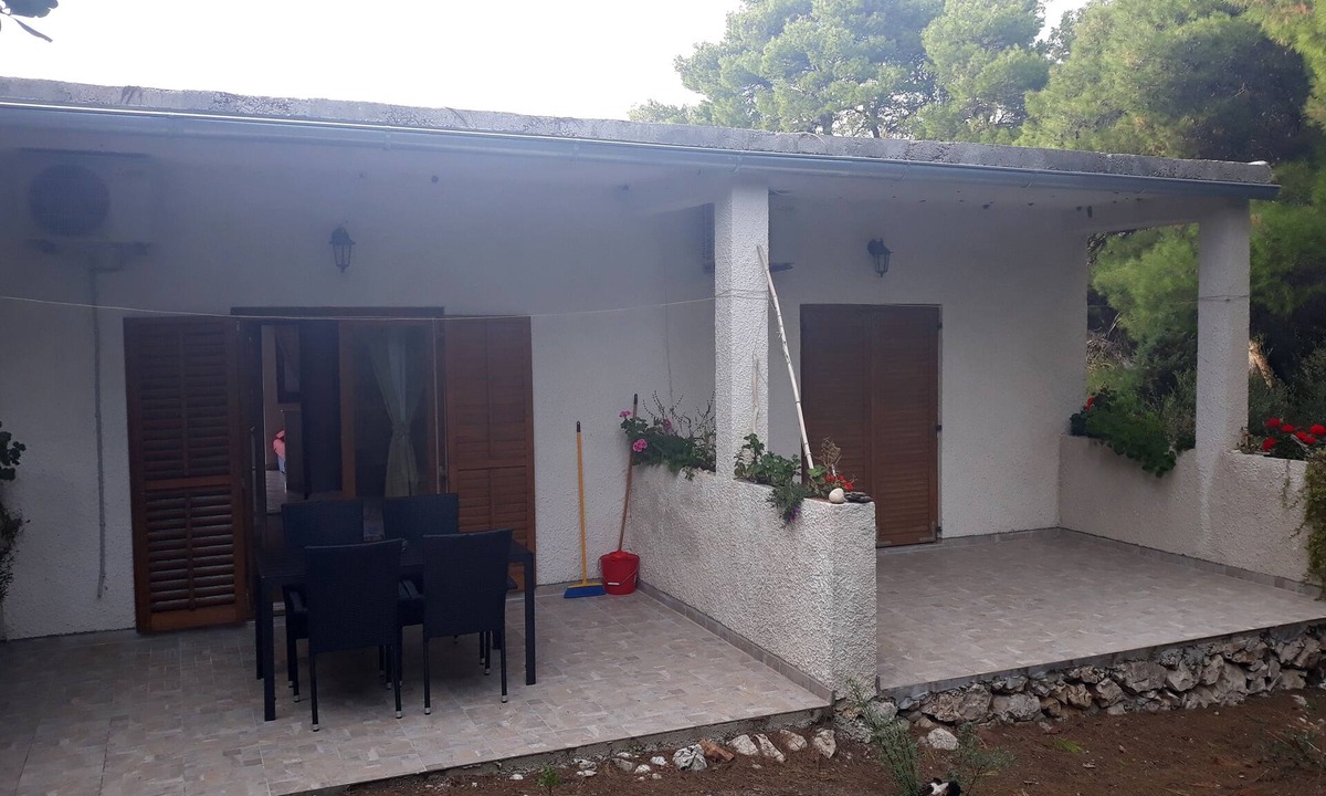 Terrace Cove Blaca Mljet | Kobas