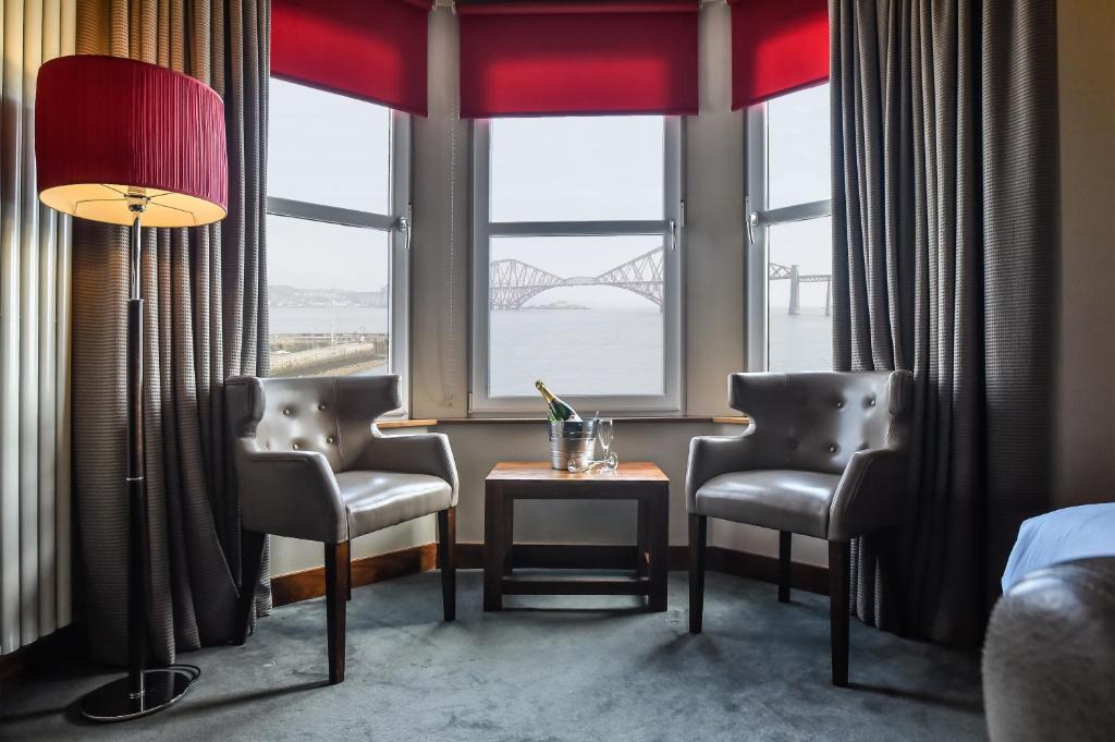 Orocco | South Queensferry