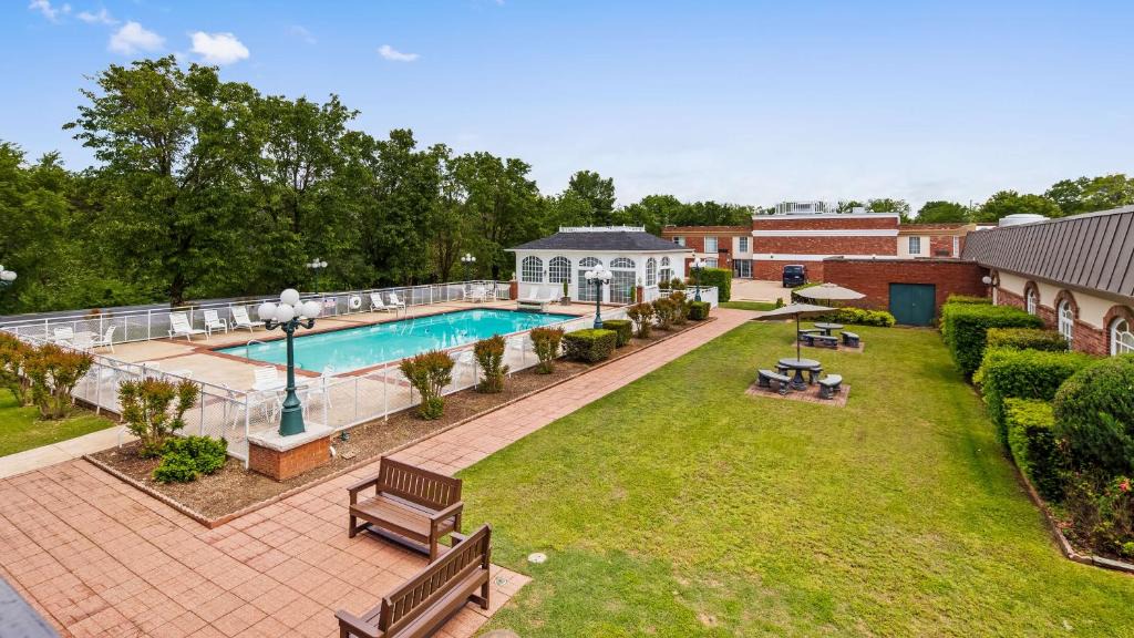 Quality Inn Eureka Springs | Eureka Springs Historic District
