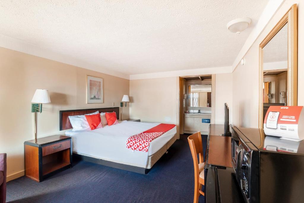 Oyo Hotel Wadsworth | Wadsworth