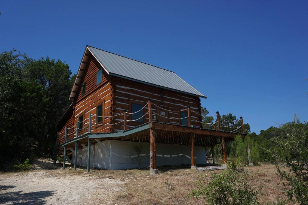 Lodge | Fischer