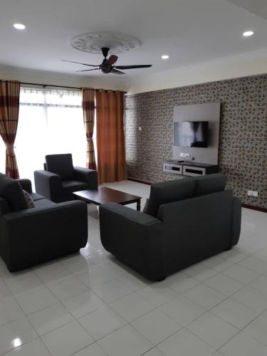 Casa Pantai Puteri Homestay | Tanjung Kling