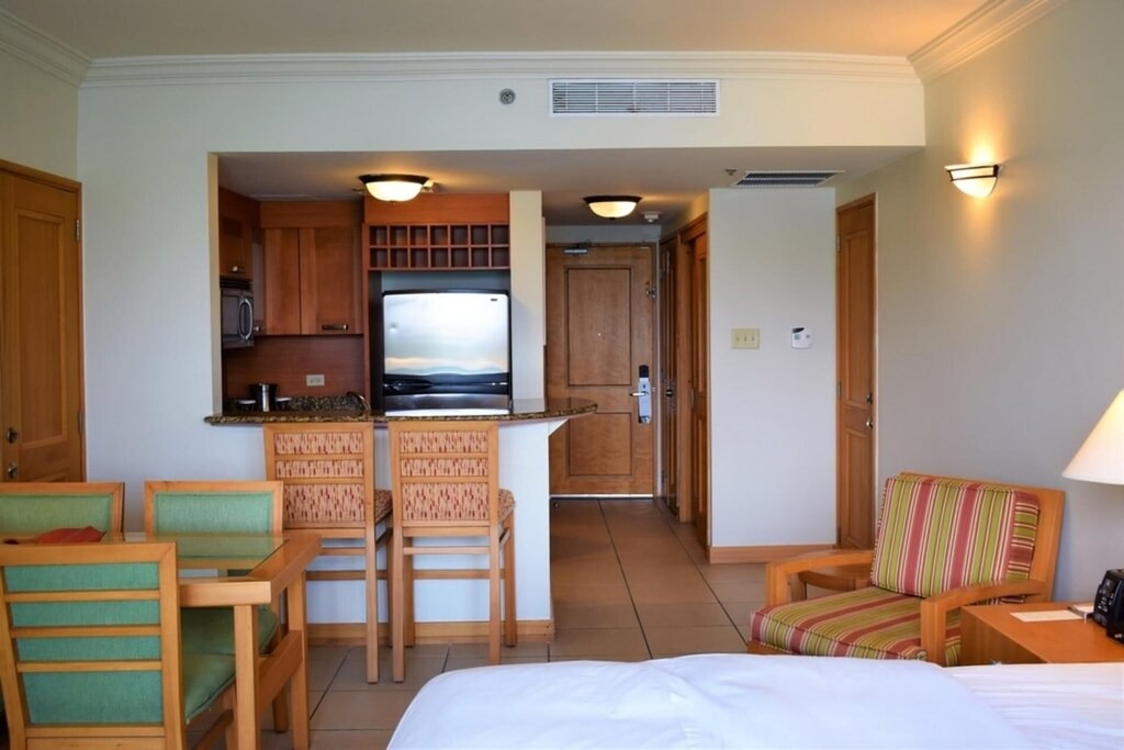 Parlor Ocean | Puerta de Tierra