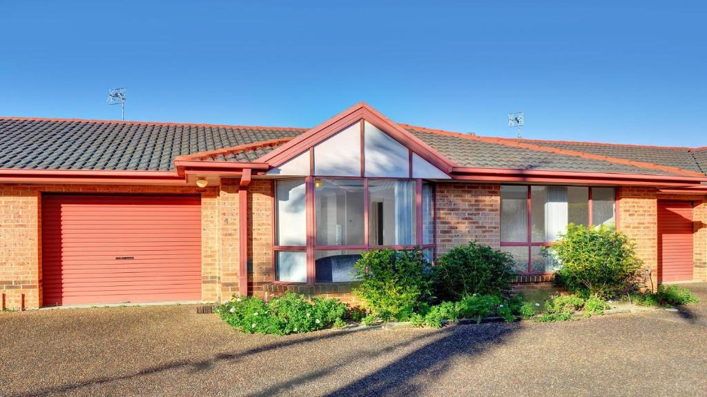 Close The Beach | Fingal Bay