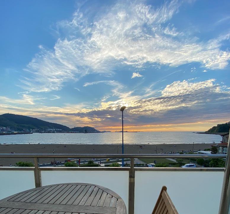 Petit Palace Tamarises | Algorta