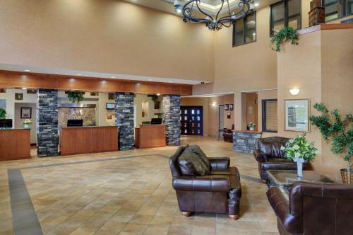 Pomeroy Inn Suites Fort John | Fort St. John