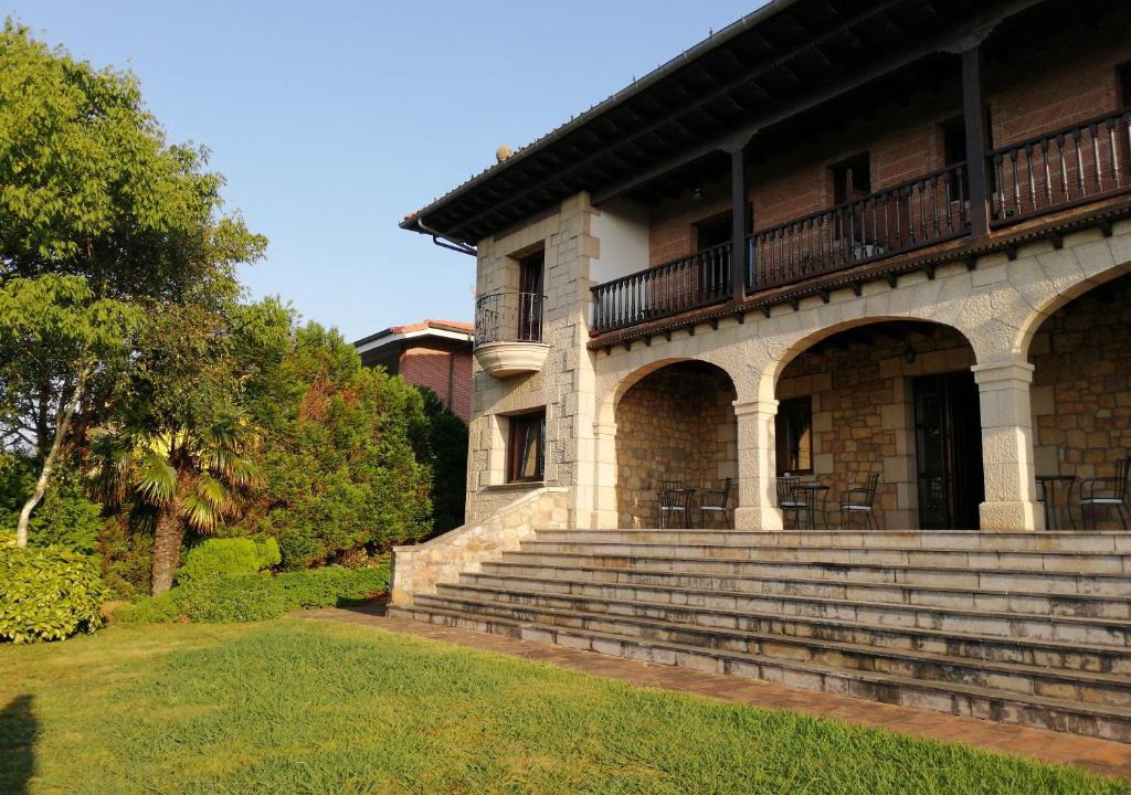 Posada El Jardín De Angela | San Roman de la Llanilla