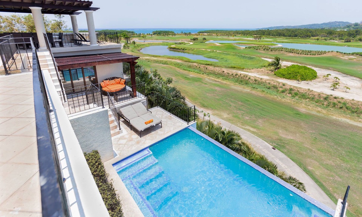 Discounted Rates Villa | Pristine Bay