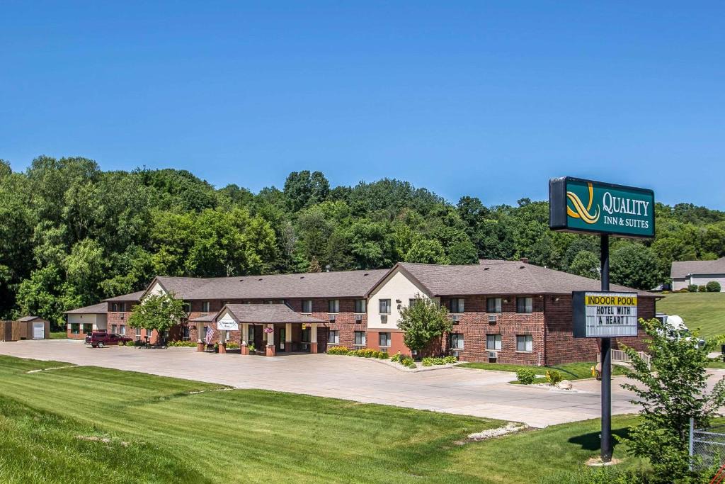 Quality Inn Decorah | Decorah