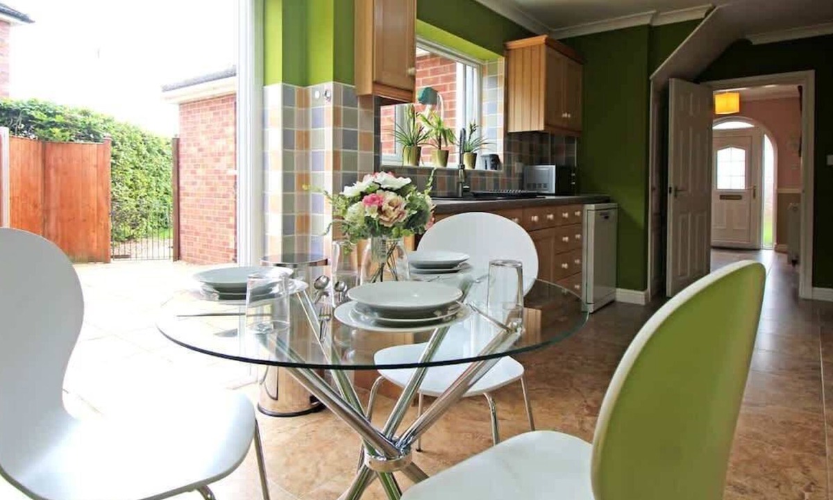 Chester | Hoole