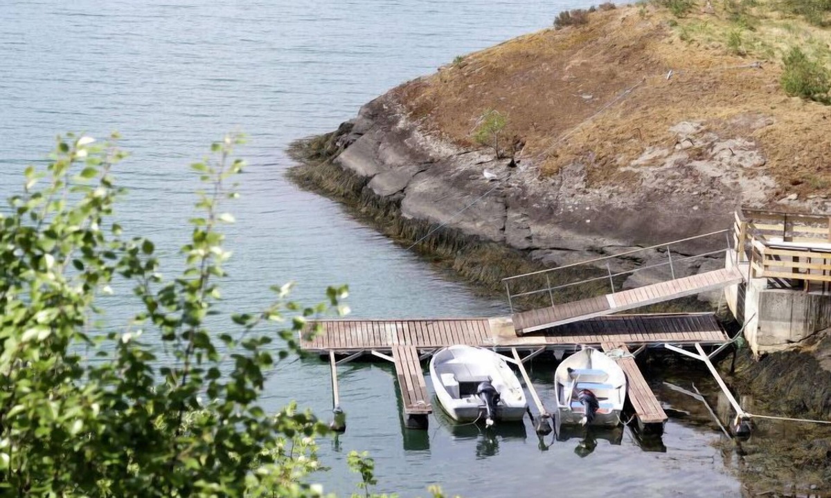 Rød Hytte Herand Persons | Herand