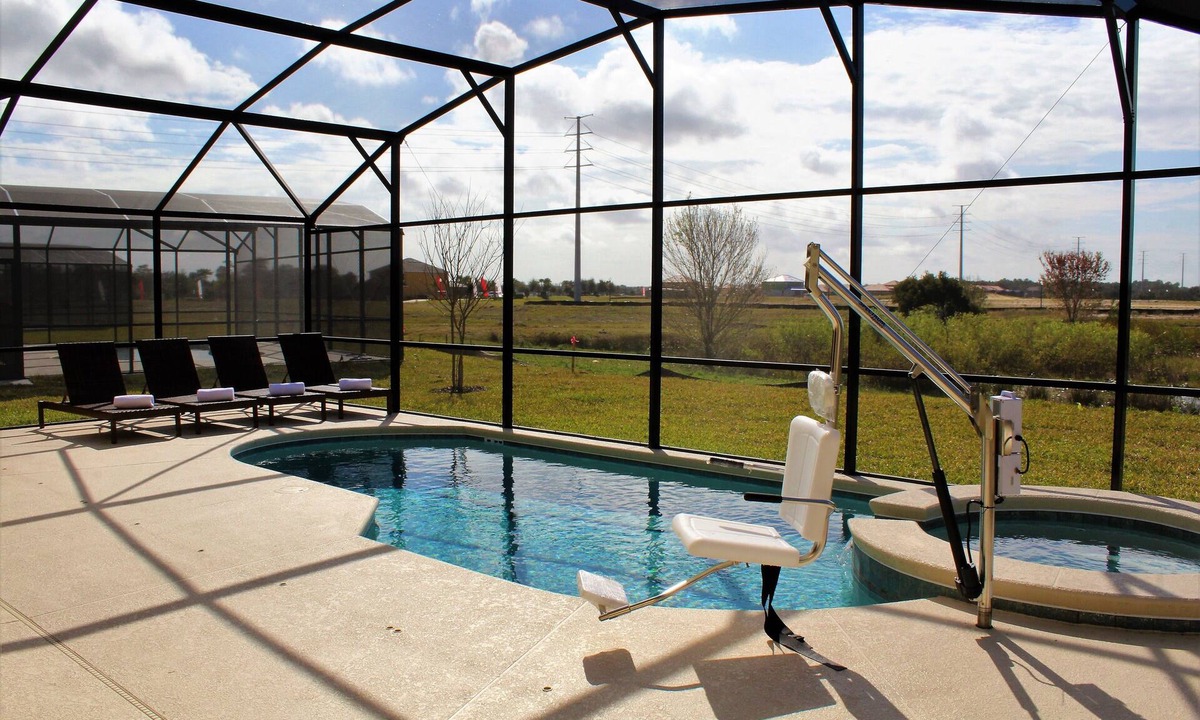 Crofton Springs | Davenport