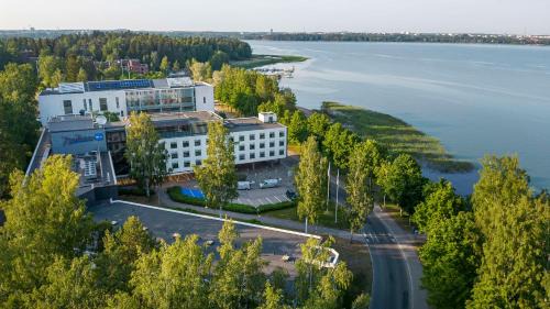 Hotel | Lantinen District