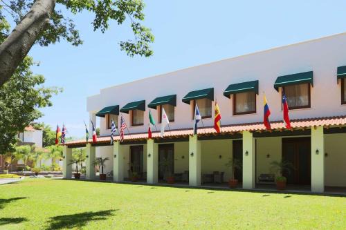Radisson Hotel Cuernanvaca | Crucero Tezoyuca