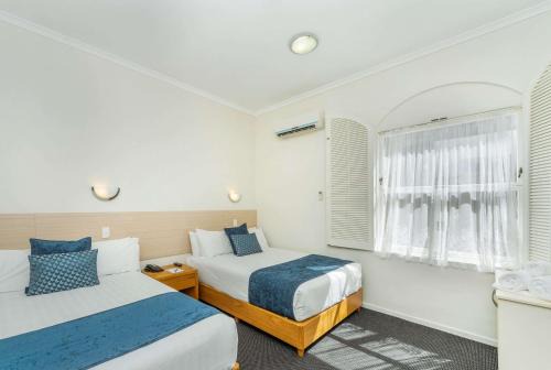 Ramada | Hamilton