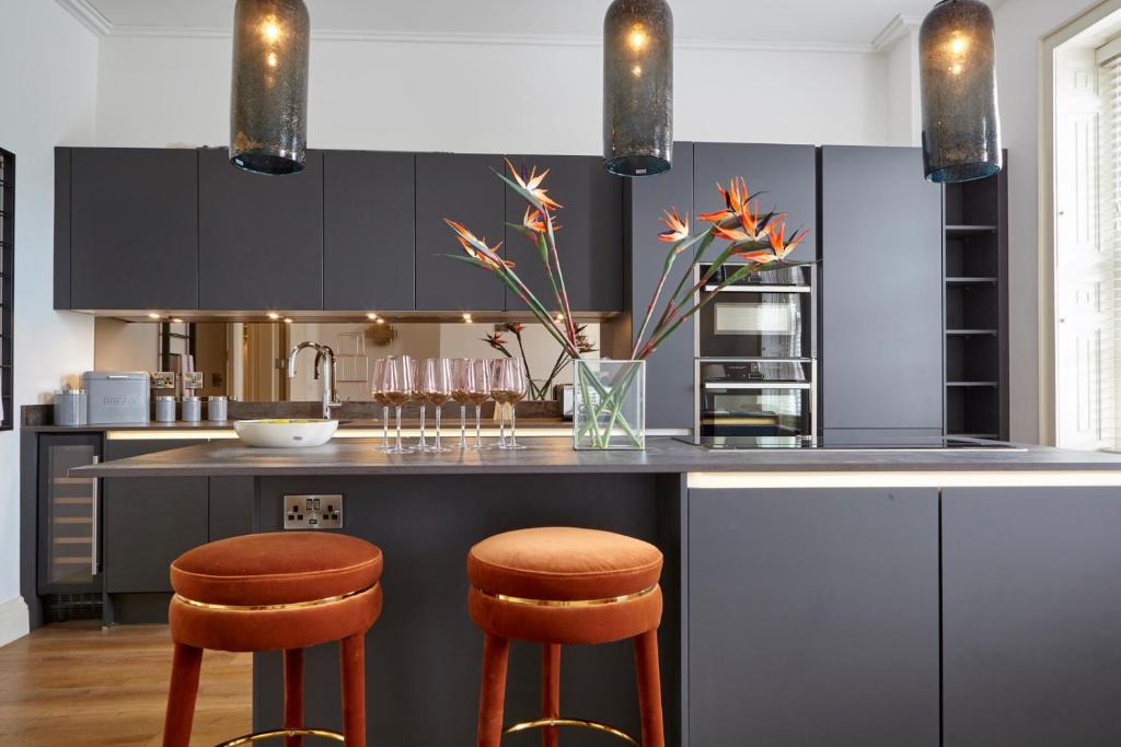 Redcliffe Parade | Redcliffe