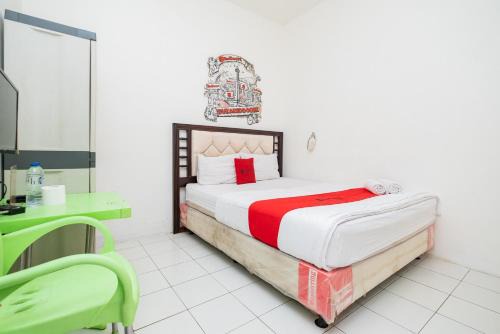 Reddoorz Stan | Pondok Aren