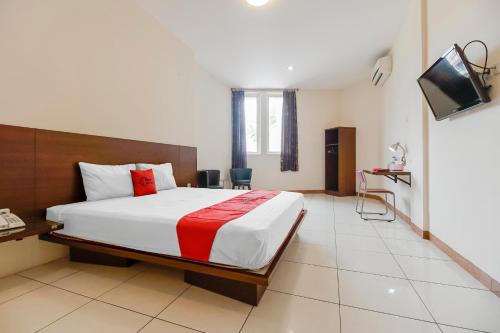 Reddoorz Karebosi | Makassar