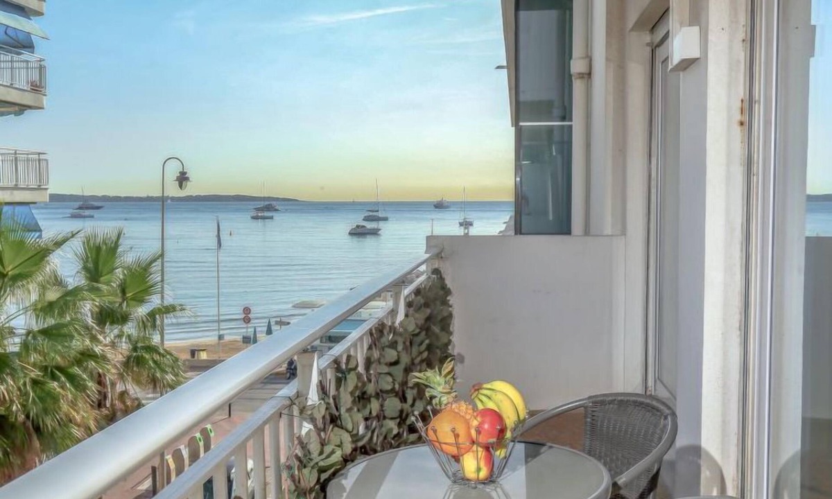 Résidence Cannes Villa Francia Maeva Pièces Personnes | Pointe Croisette