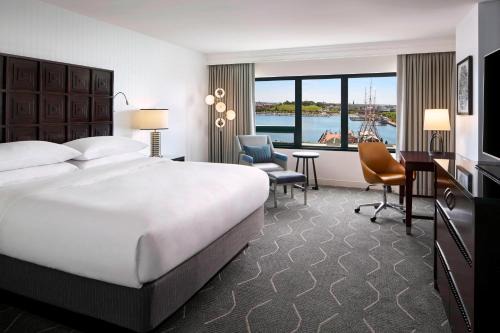 Renaissance Baltimore Harborplace Hotel | Inner Harbor