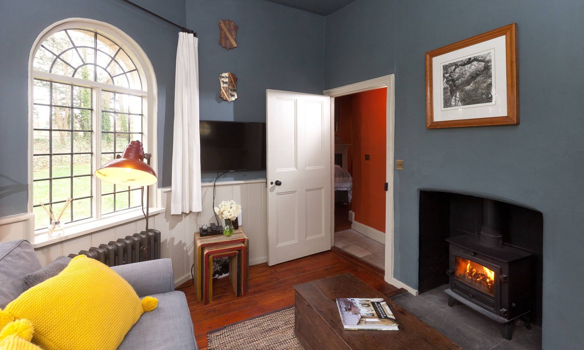 West Pepperpot Lodge | Wimborne Saint Giles