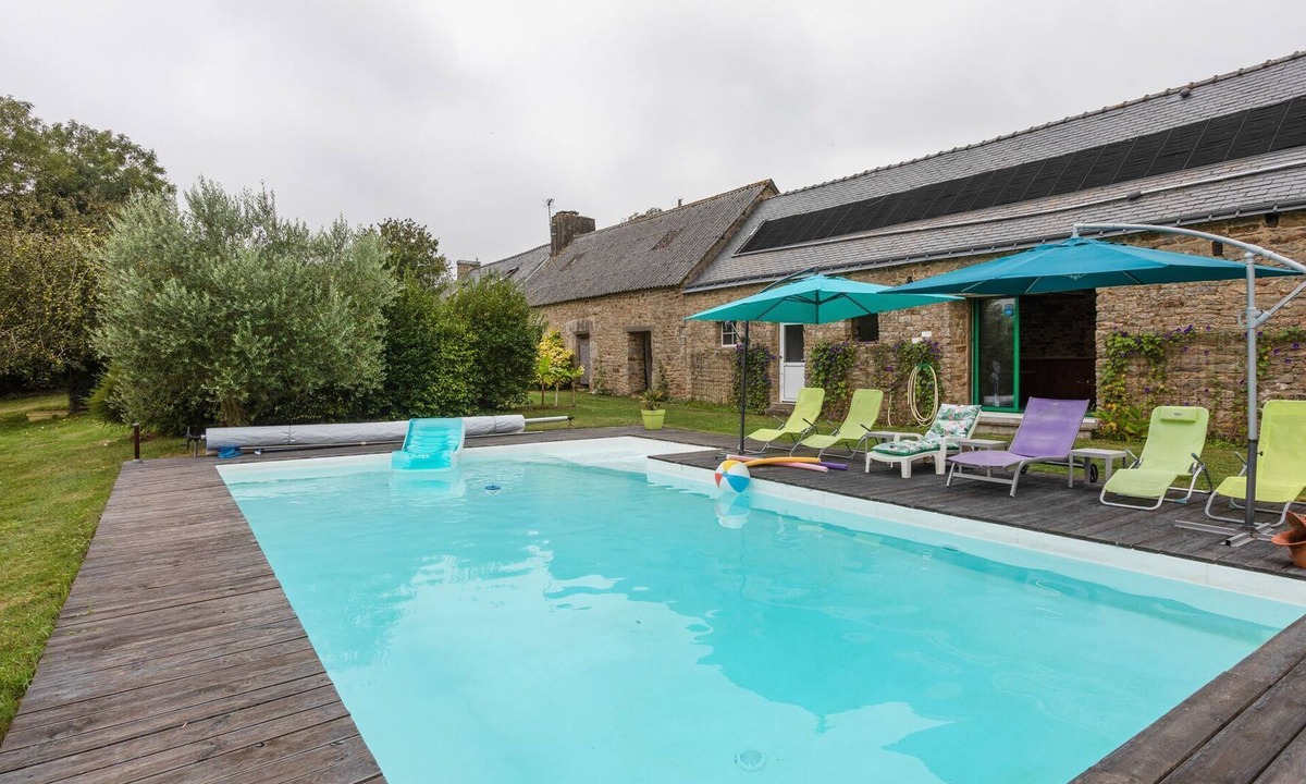 Holiday Garden Querrien France | Querrien