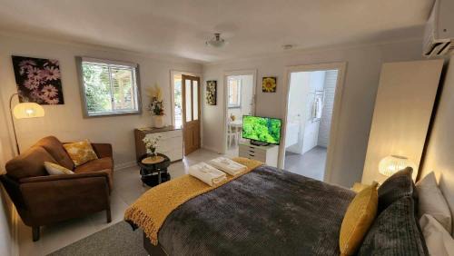 Trail Clare Valley Cottages | Clare