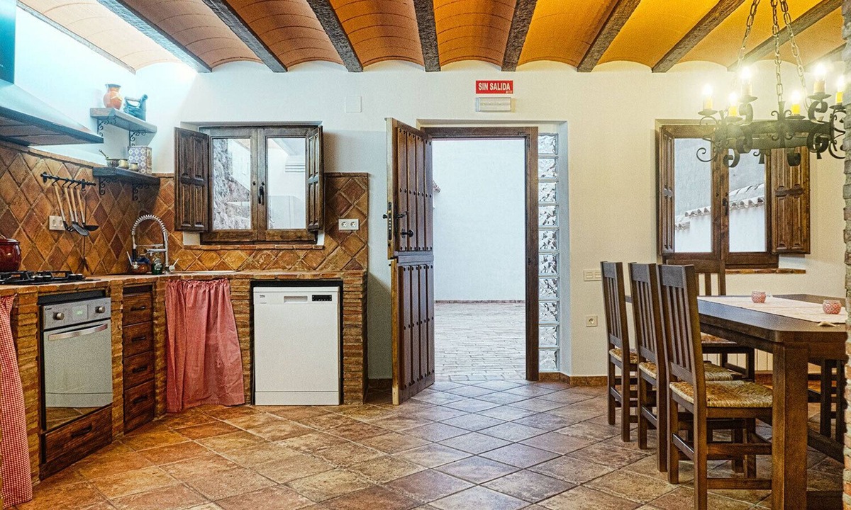 Casa Rural El Tranco Del Lobo | Casas de Ves