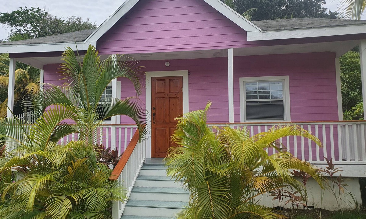 Roatan Sweecret Retreat | Calabash Bight