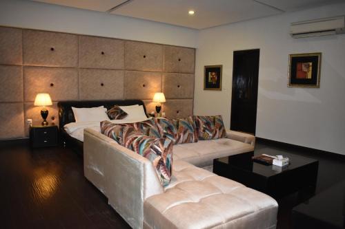 Safari Club | Rawalpindi