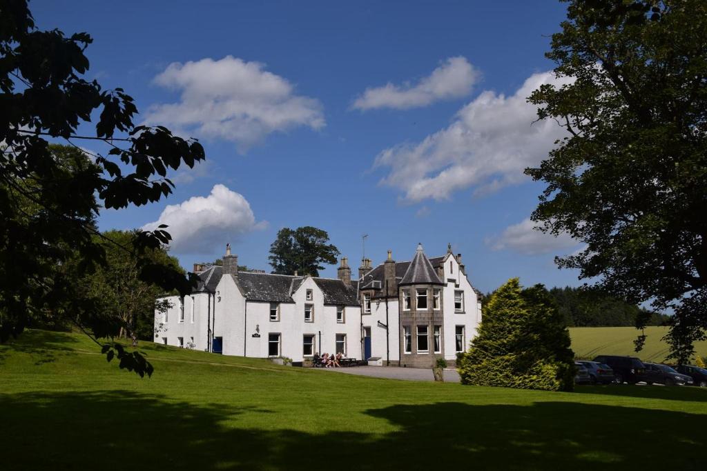 Saplinbrae Hotel Lodges | Old Deer
