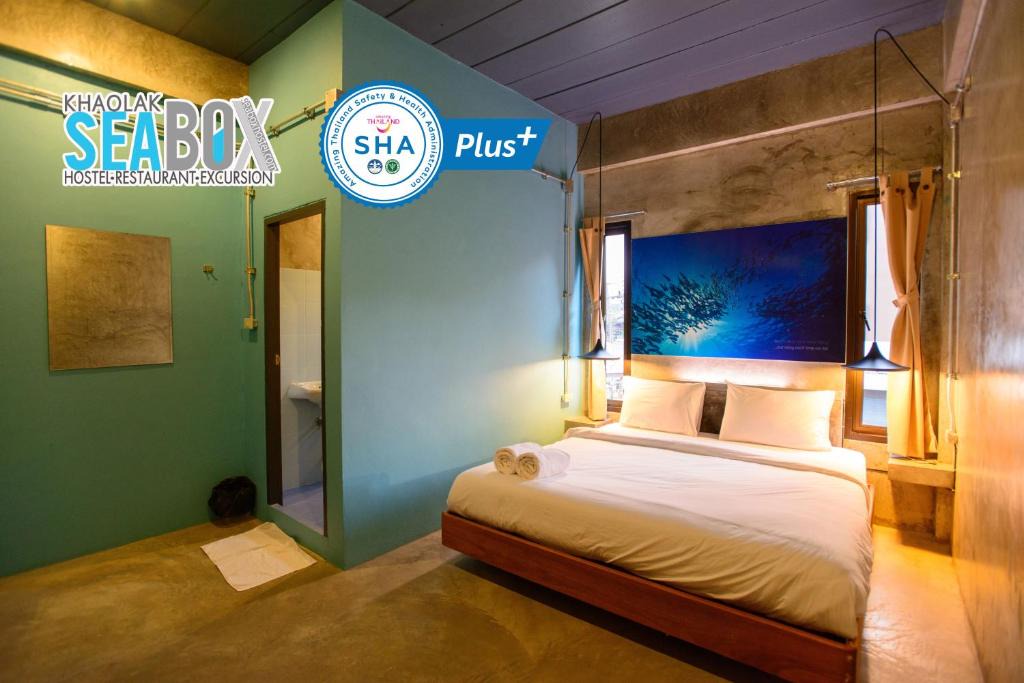 Seabox Khaolak Hostel | Khuekkhak