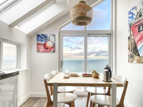 Seascape | New Quay