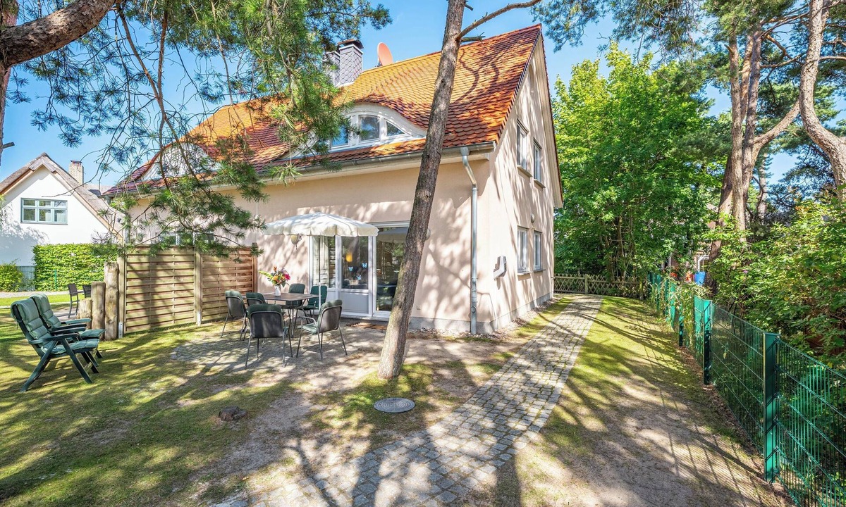 Vrbo Property | Dierhagen Strand