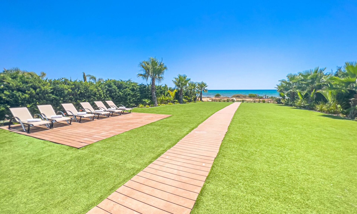 Serenity Seafront Villa | Ayia Thekla