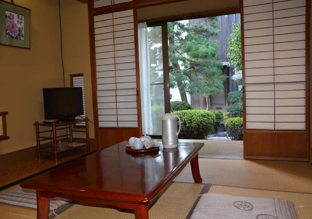Sho Stay | Tsubata