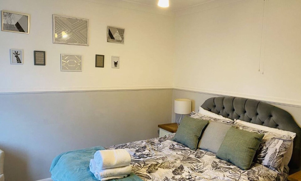 Silver Stag | Ashby-de-la-Zouch
