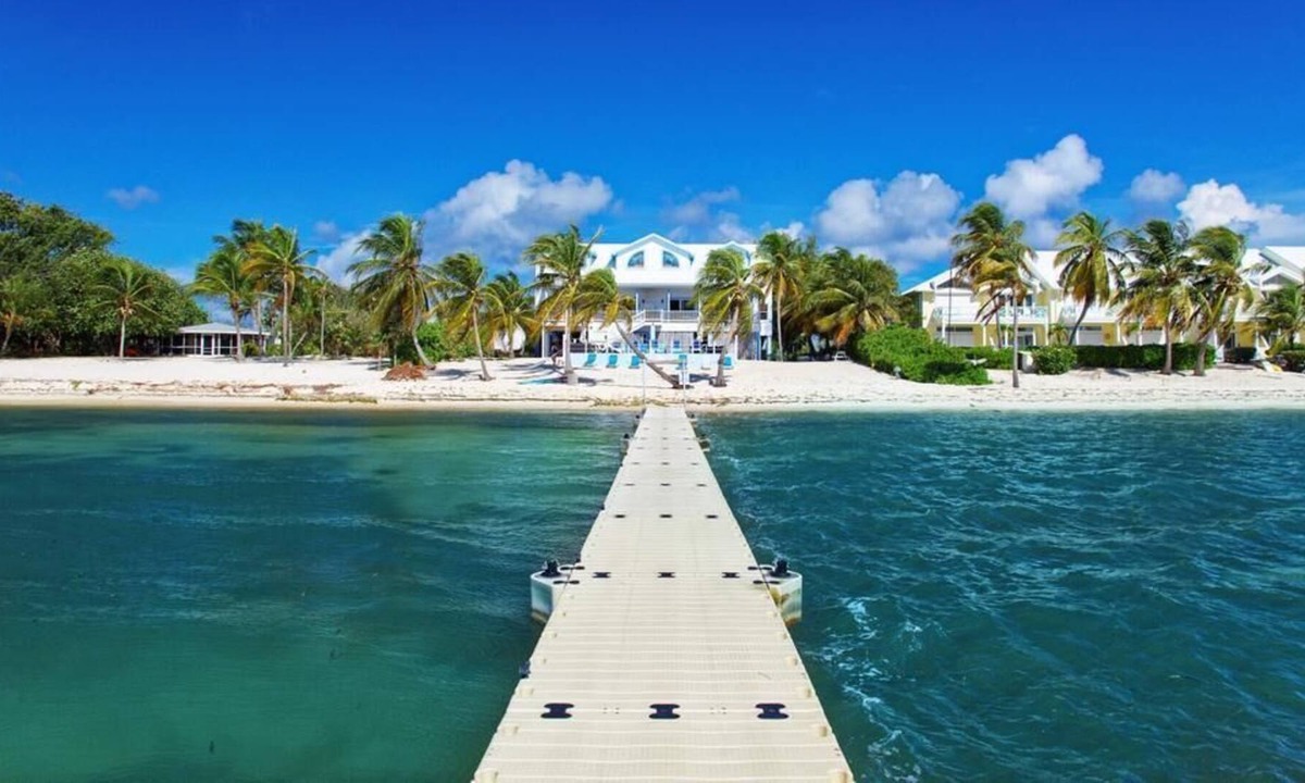 Sir Turtle Beach Villas | Blossom Village