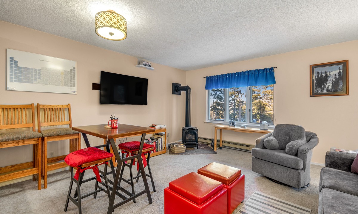 Street Station Breckenridge | Peak 8