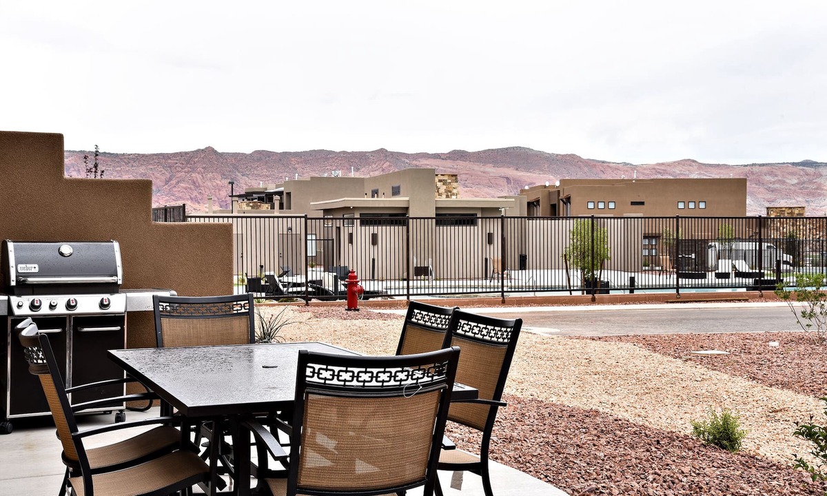 Snow Canyon Escape | St. George