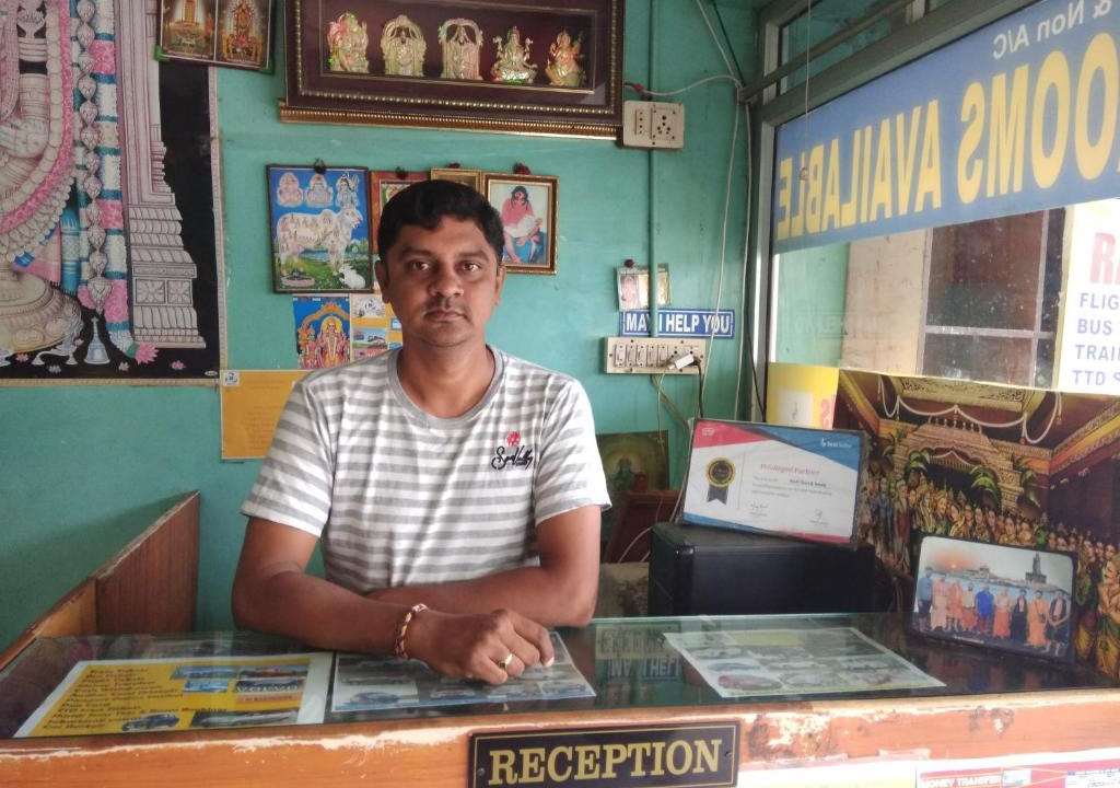 Sri Chakra Lodge | Srikalahasti