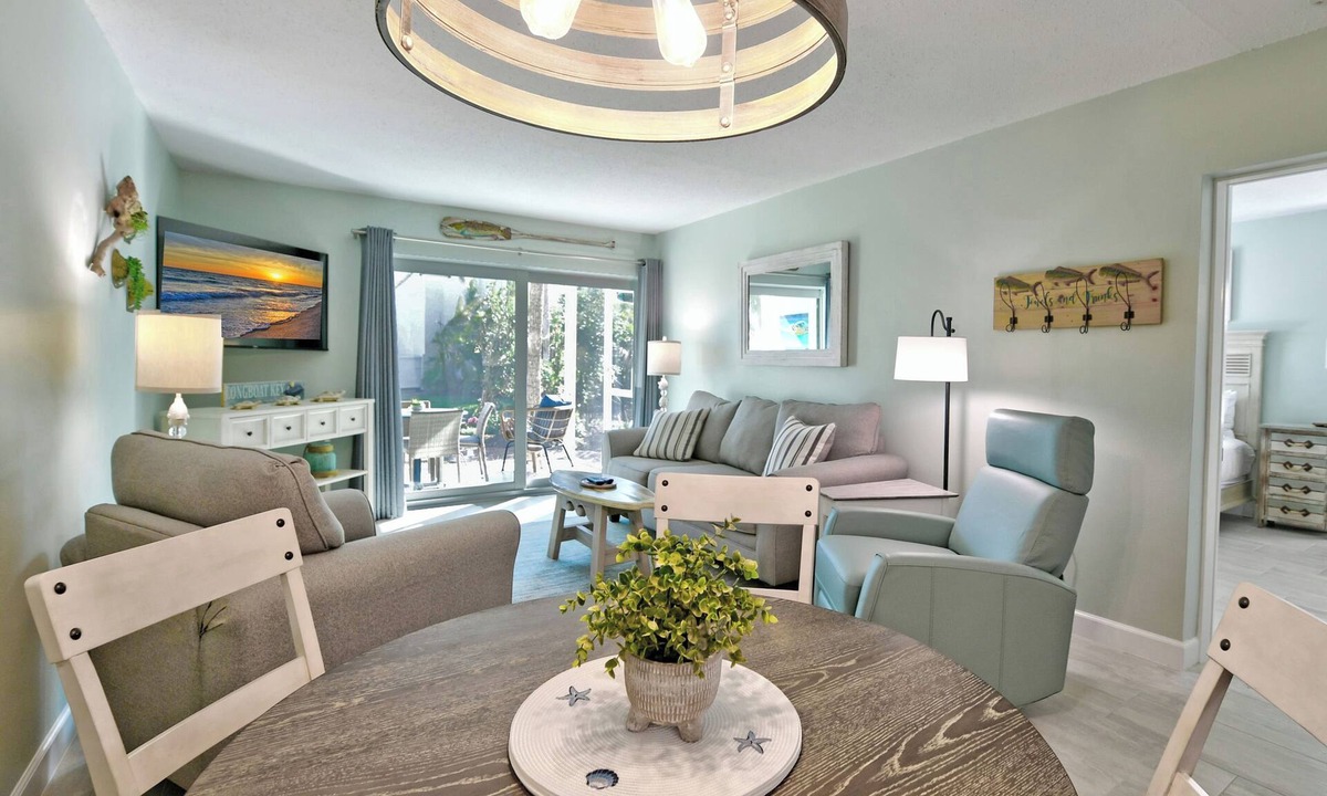 Beach Castle Resort Longboat Key | Whitney Beach
