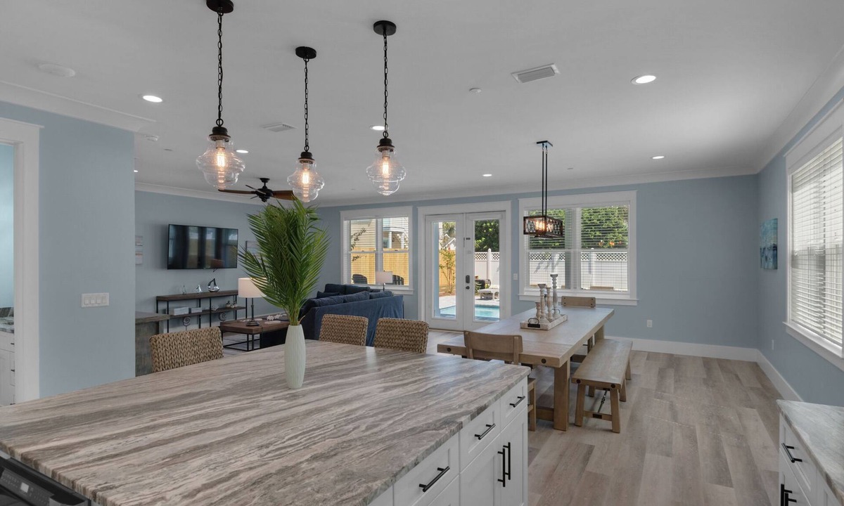 Tides | Crystal Beach