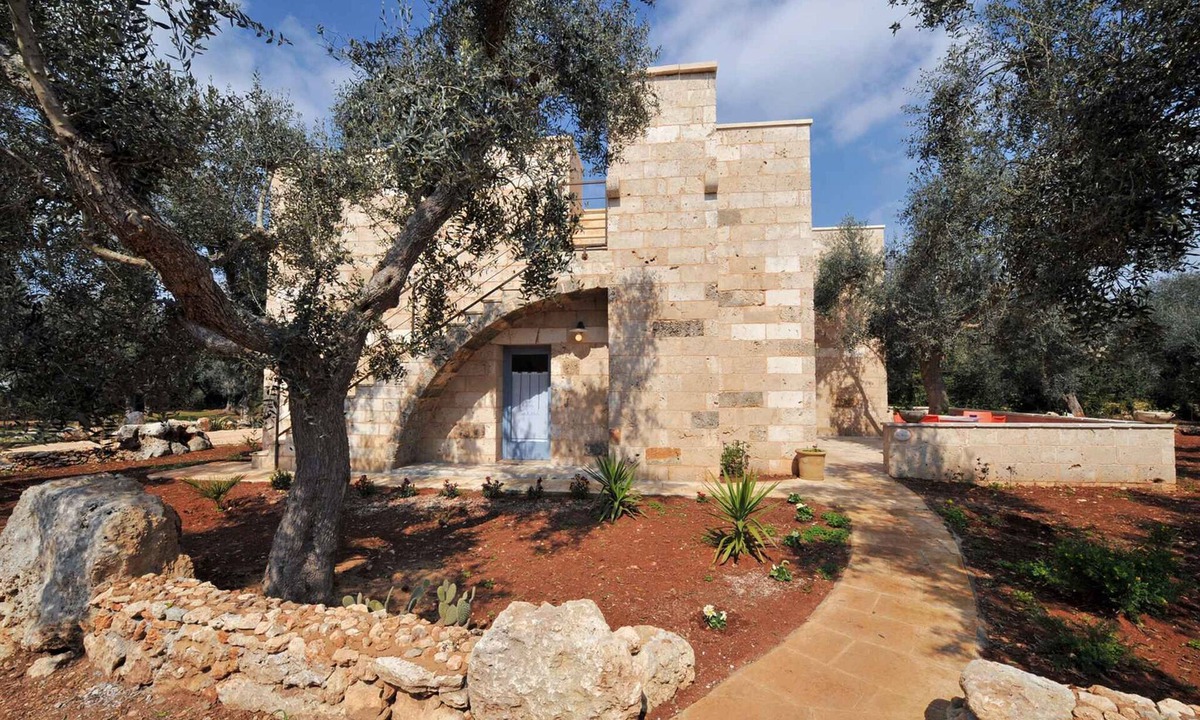 Holiday Olive Grove | Spongano