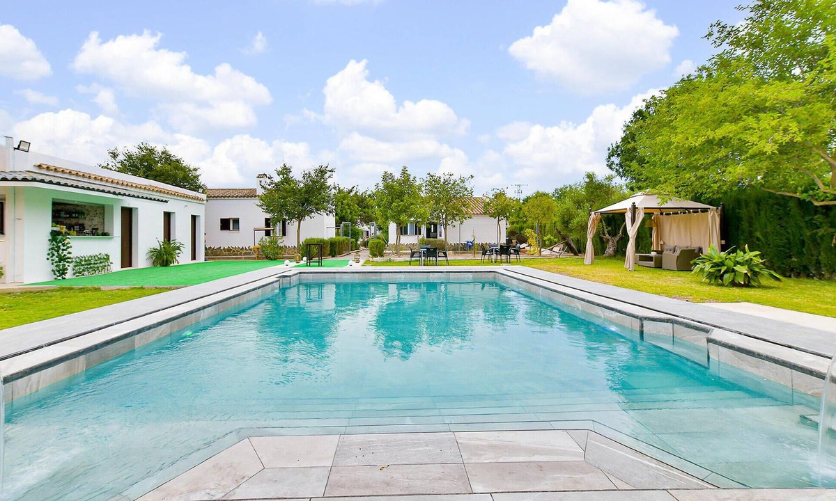 Amazing El Coronil Outdoor Swimming Bedrooms | El Coronil