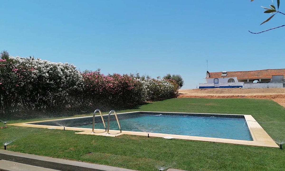 Villa Terrace Swimming | Sousel