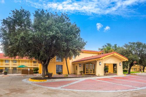 La Quinta Inn | Eagle Pass